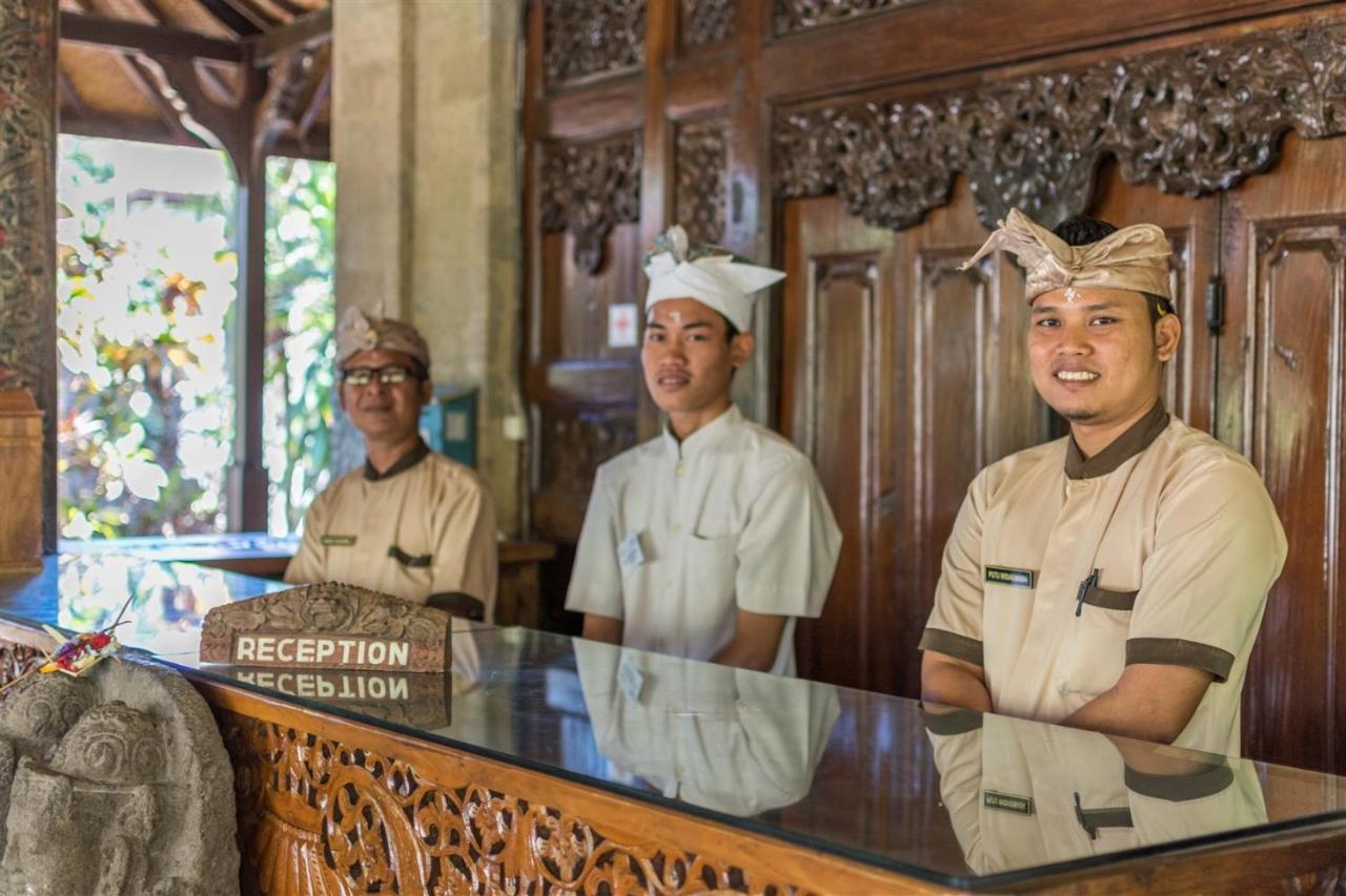 Hotel Pondok Sari Beach & Spa Resort Пемутеран Экстерьер фото